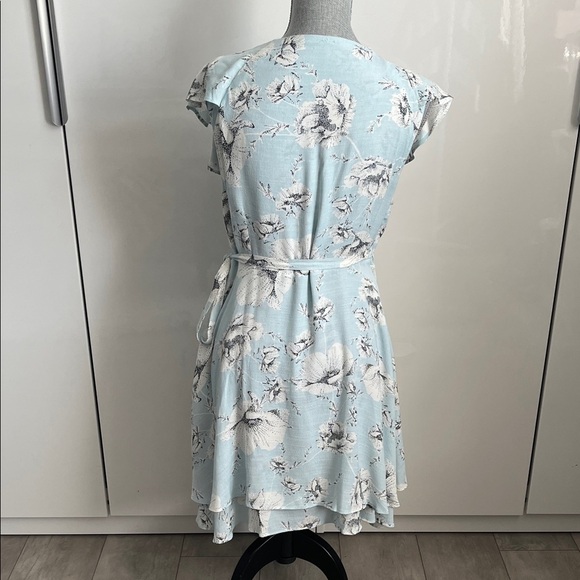 Free People NWOT Floral Ruffle Midi Wrap Dress in Light Blue and White, Size L - Picture 8 of 15